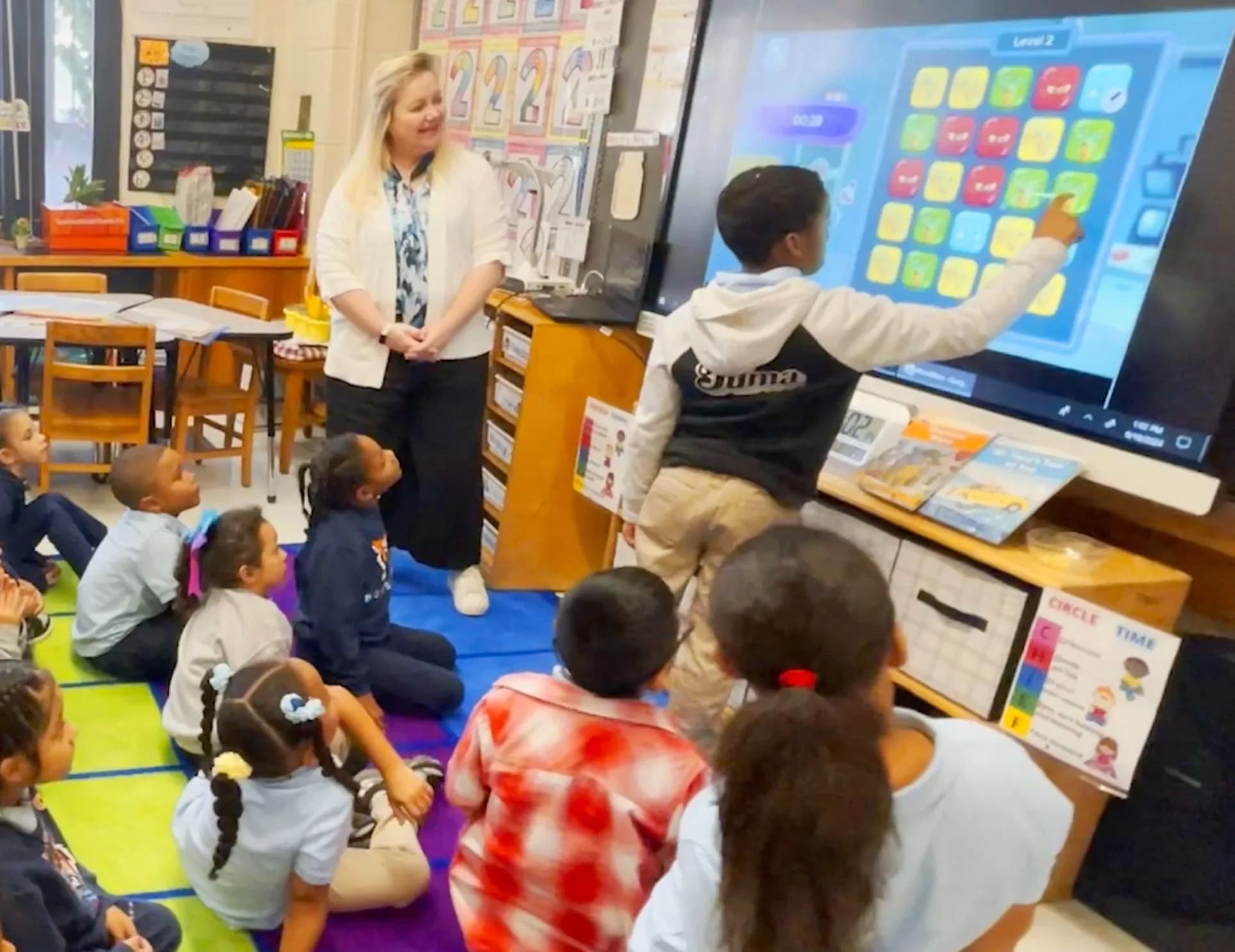 Students checking in on MEandMine
